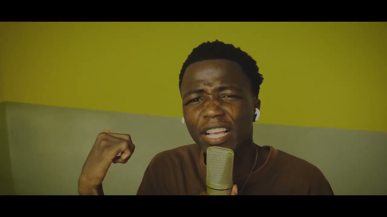 Nganie- Simple (official Visualize)