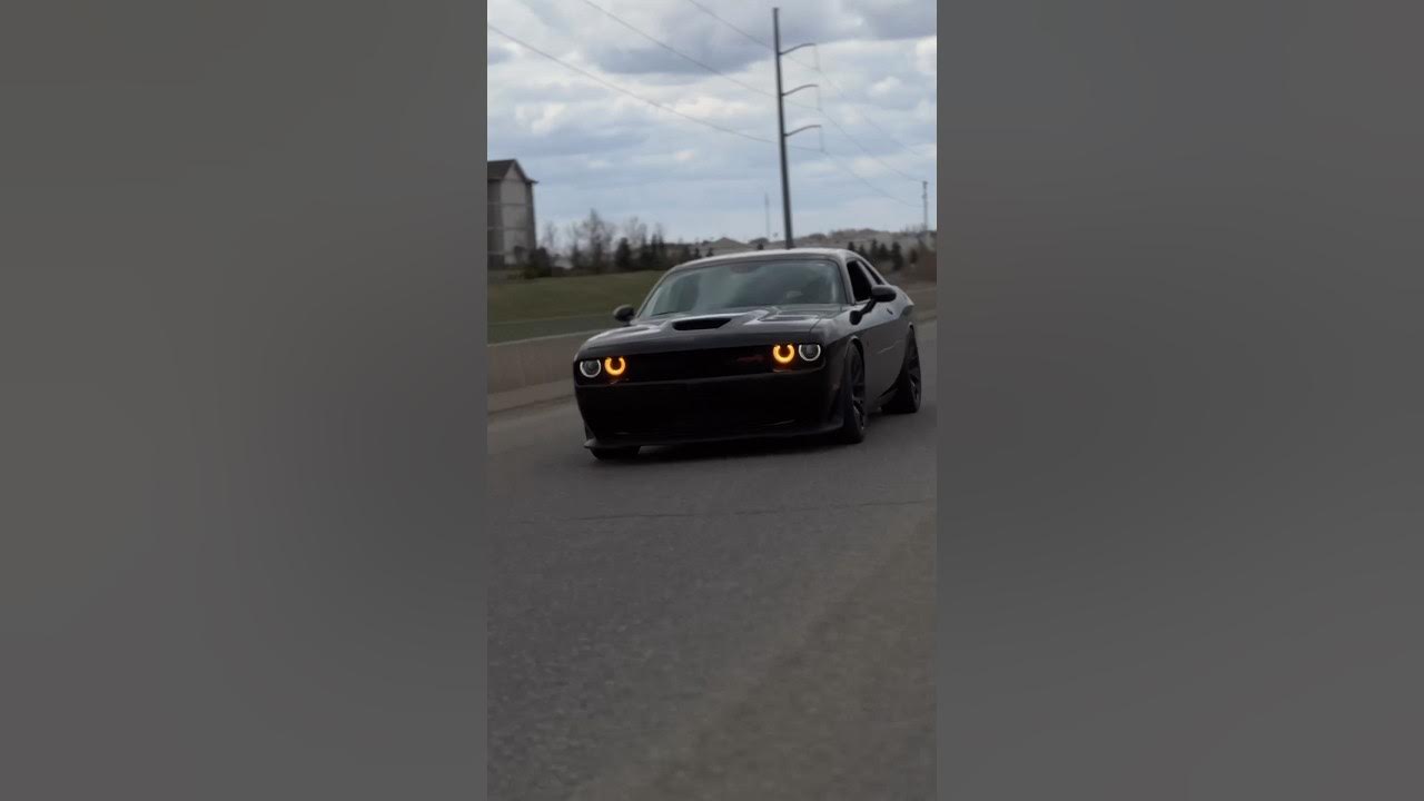 HELLCAT CHALLENGER SUPERCHARGER WHINE *LOUD* 😈 - YouTube