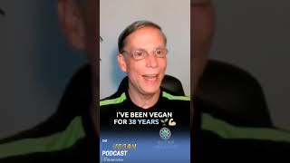 🌱🏋️‍♂️ Thriving at 60! Geoff Palmer, the Plant-Based Bodybuilder! #shorts  🌱💪