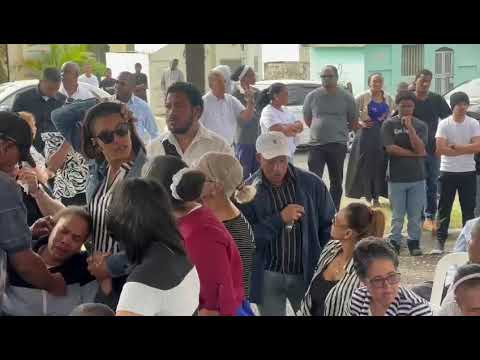Dan el último adiós a joven asesinada en los Girasoles 