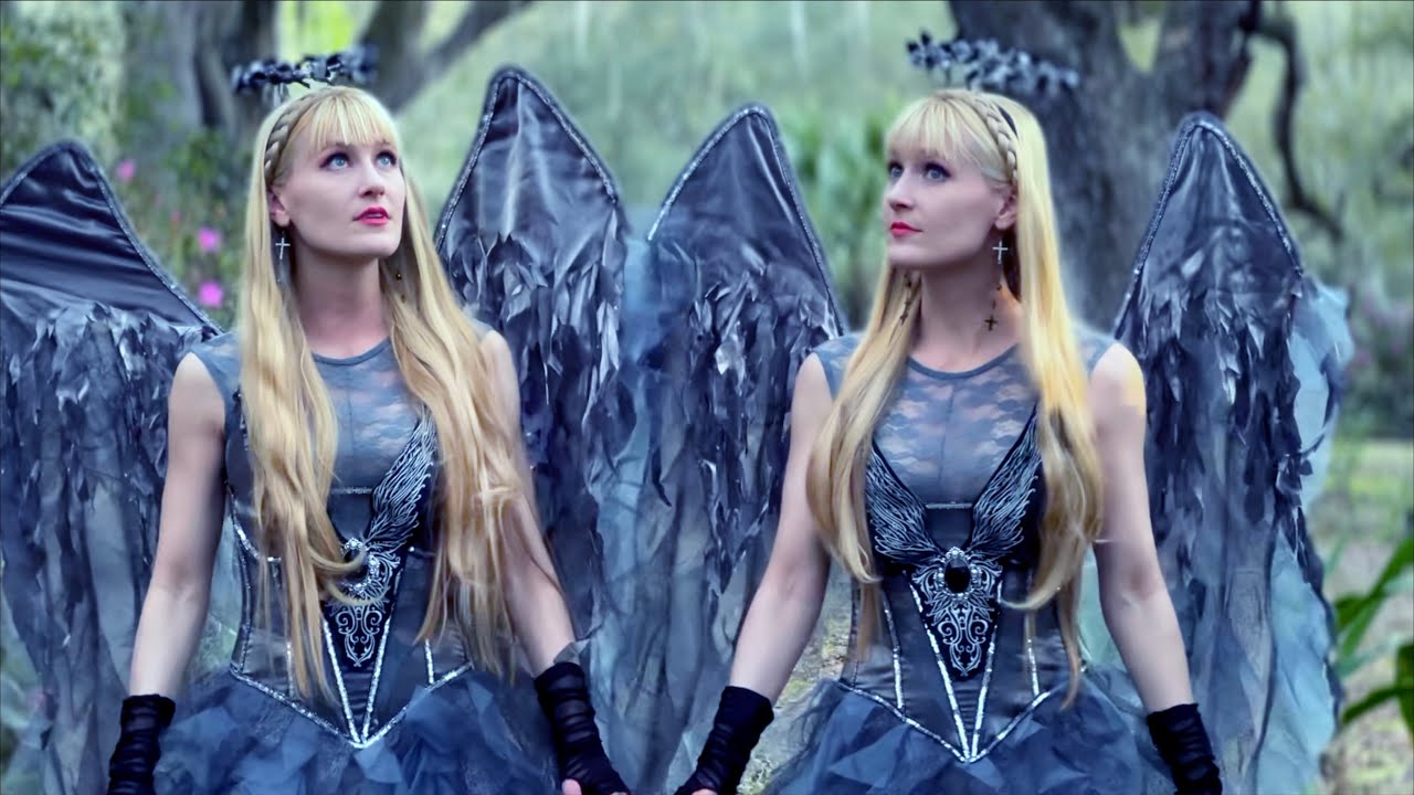 Moonlight and Tombstones (Celtic Gothic) Harp Twins Chords Chordify