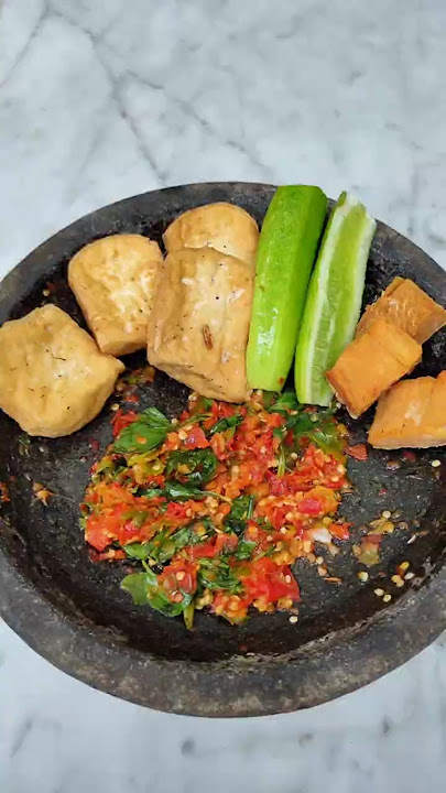 Sambal Kemangi pedesnya bikin nagih😊 #sambalkemangi #sambalpenyet #sambel #sambelkemangi