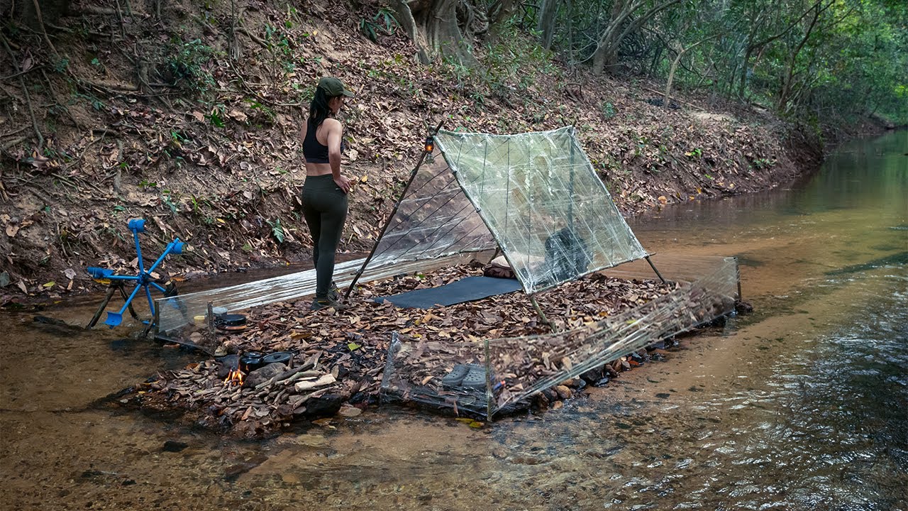 Solo Overnight Bushcraft Tent Using Plastic Wrap - Survival Alone in Forest - Natural Sound at Night