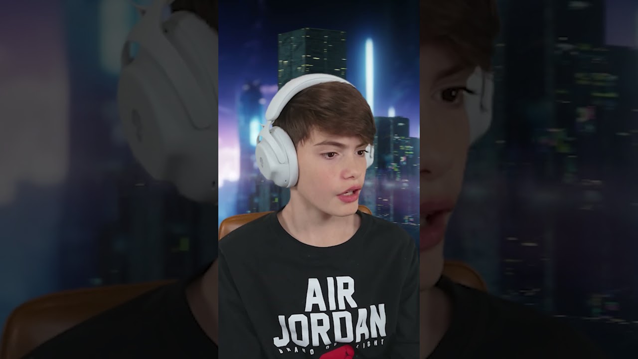 Johnny Silverhand HACKS a VICTORY ROYALE in FORTNITE!