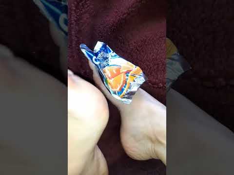 Playing with juice box#barefoot #toes #sole #pedicure #asmr #shorts