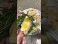 겨울의 장점, 아이스크림 품에 안고 걷기