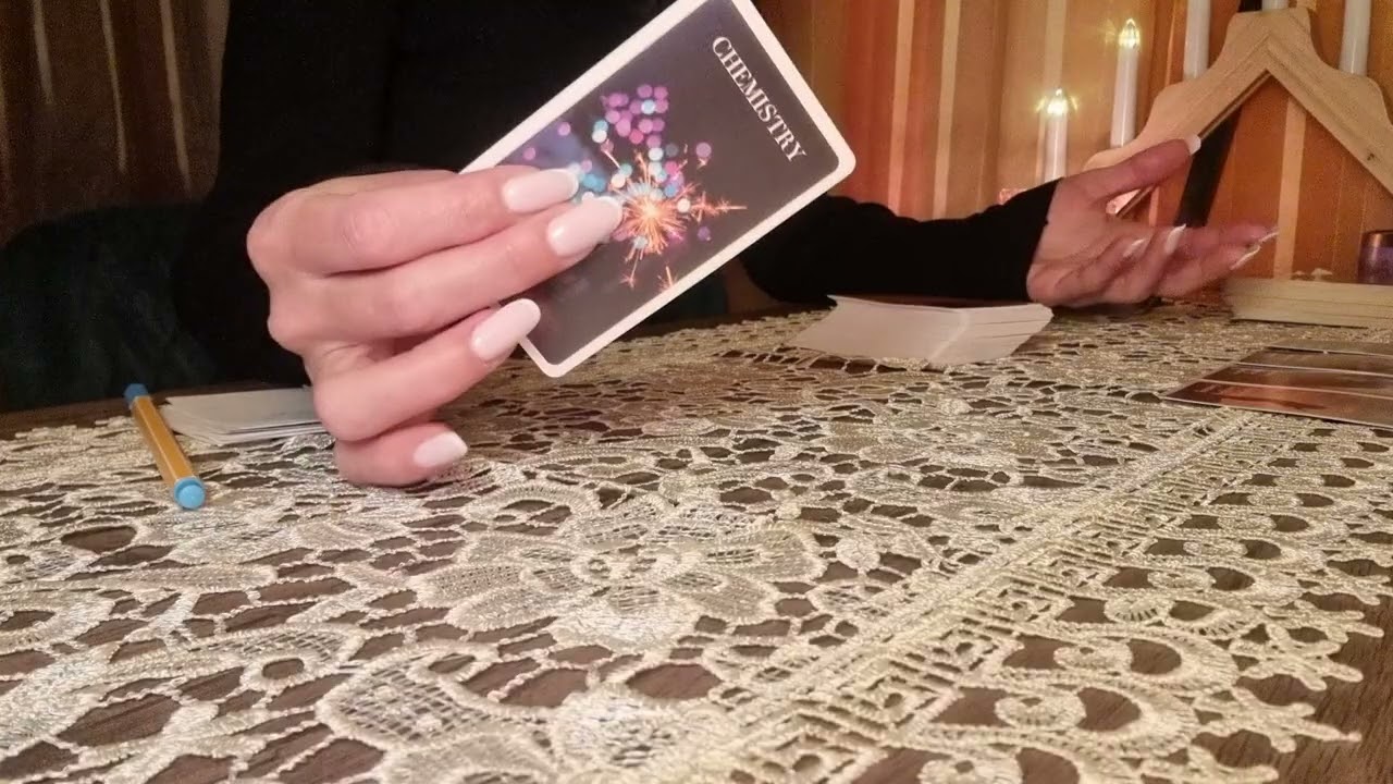 TE VREAU DE ÎNNEBUNESC! M-A ÎNGENUNCHIAT ACEASTĂ IUBIRE!