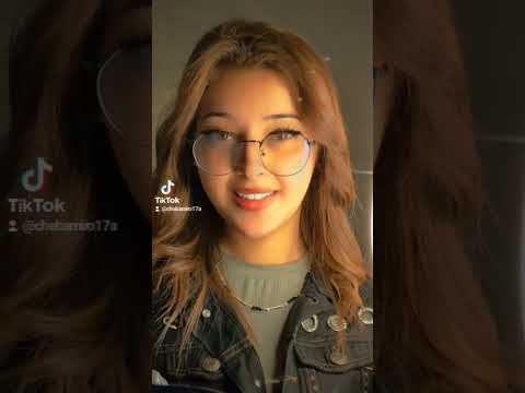 الشابةميرو يحسدوك كي يشوفوك تضحكي 