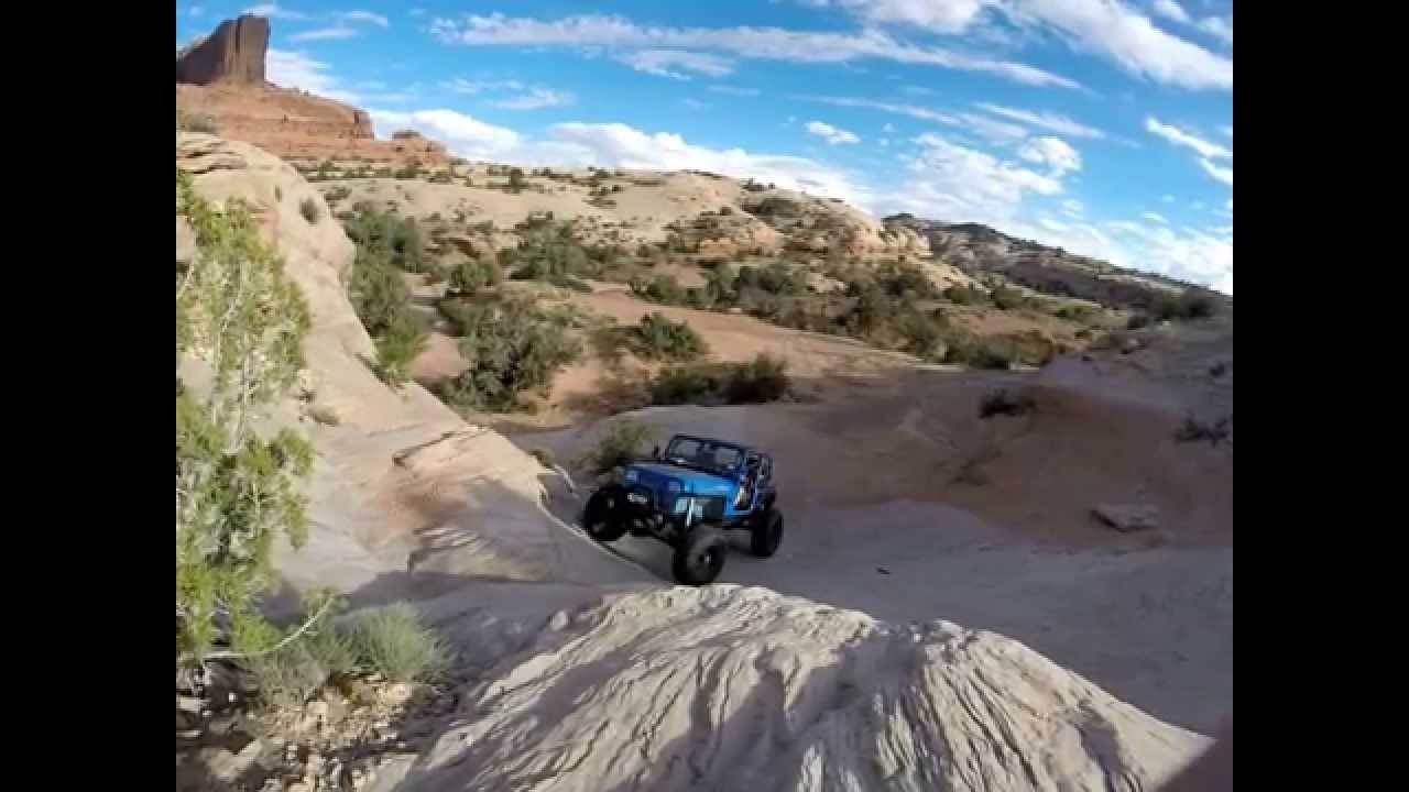 Moab 2014 7 mile rim trail wipe out hill Jeep YJ with dodge