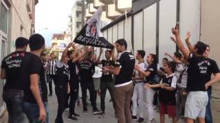 Çarşı Kuşadası Lise Vuralım Cimbomu Taksimde