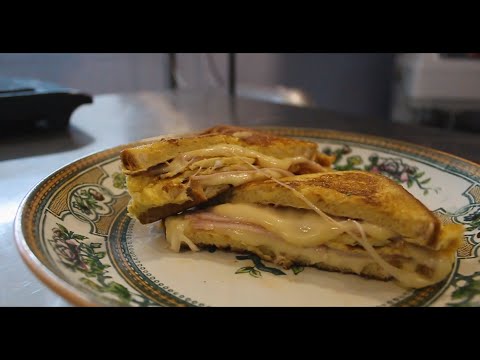 იაკო აცხობს-სენდვიჩებს