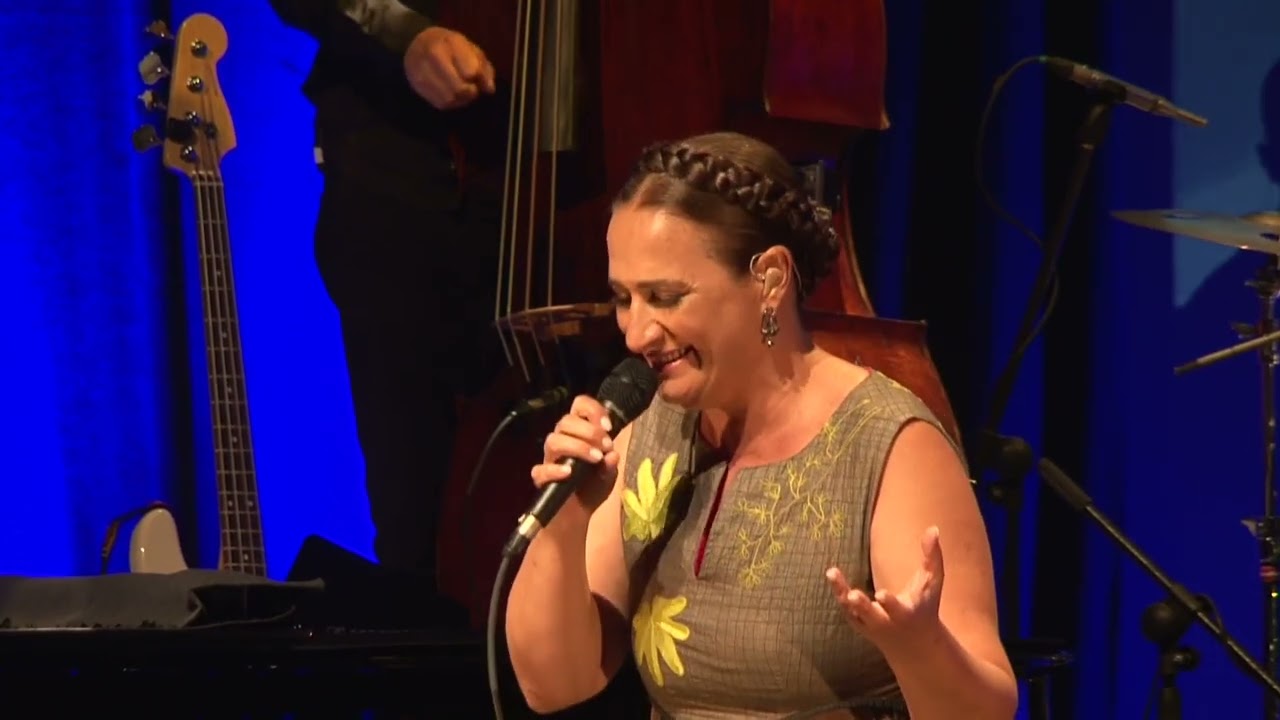 TRINCADEIRA Concert  HD/ Music By Luiz Avellar and Paula Oliveira