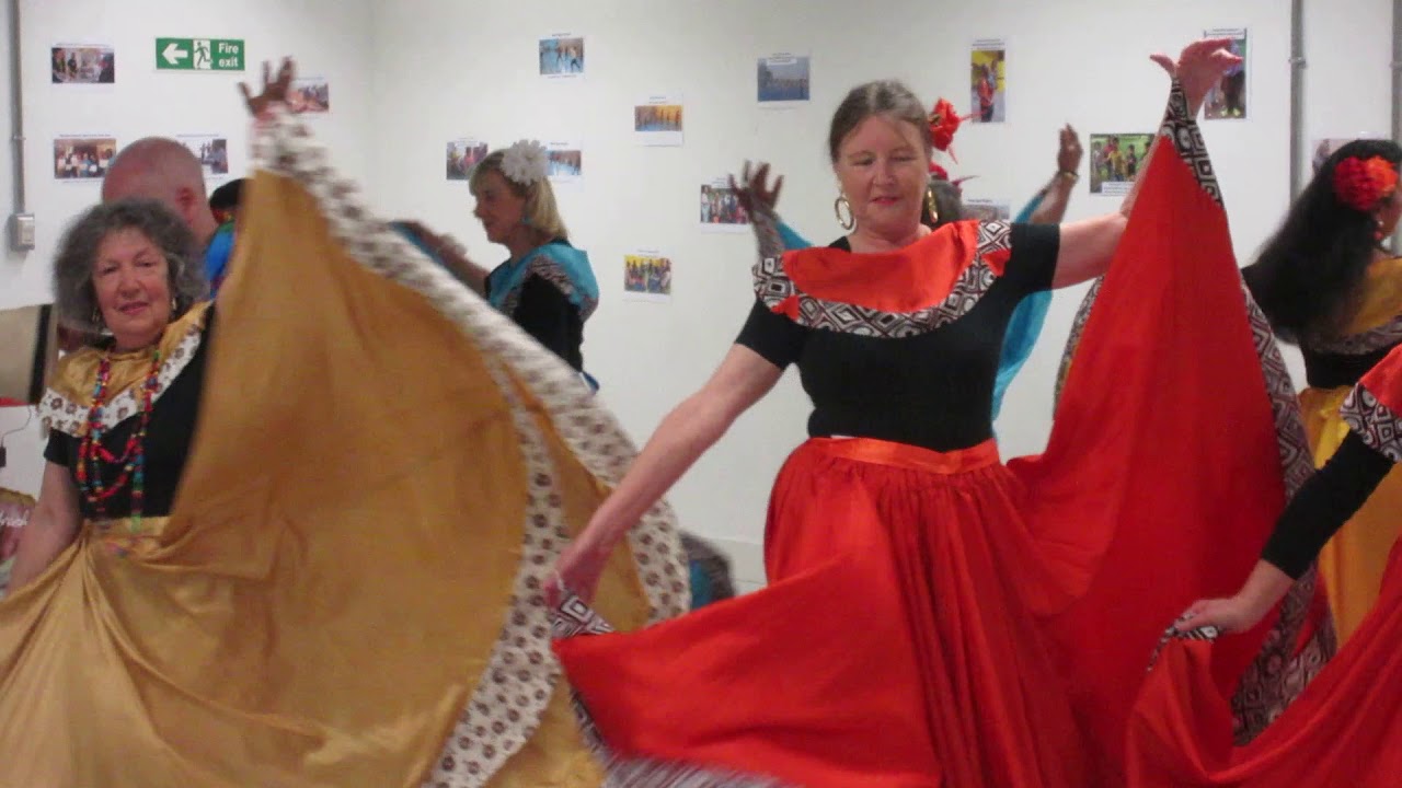 Iberian Folk Dance at the Fun Palace 071017 3