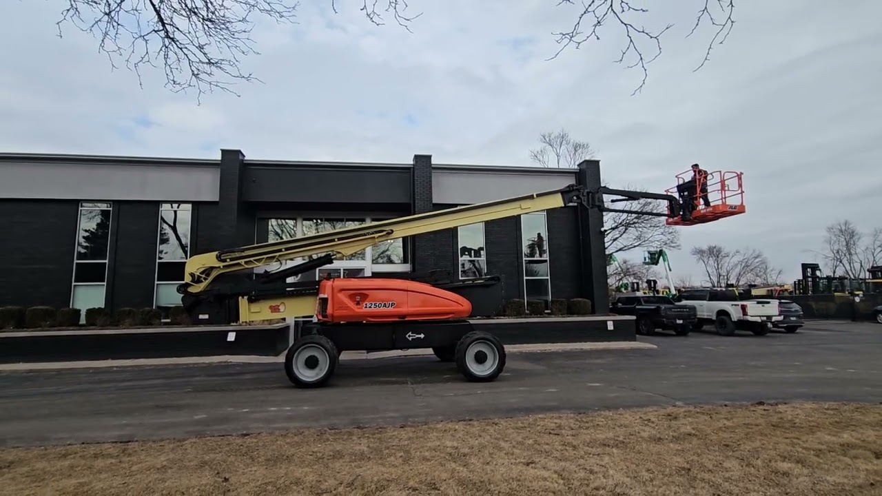 2007 JLG 1250AJP 1,000 LBS PNEUMATIC DIESEL ARTICULATING BOOM LIFT STK 16443