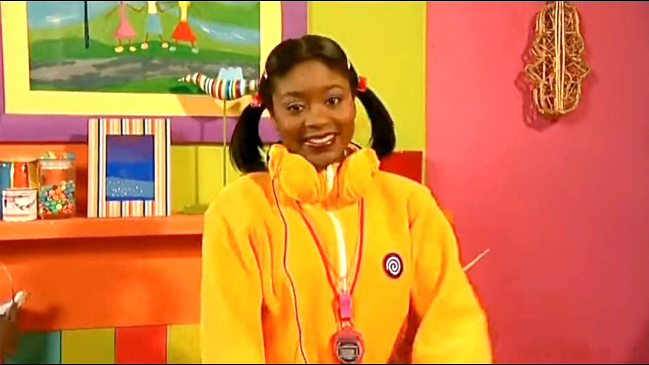 Balamory - Josie Jump 💛 and Spencer 🖌️⛸️ Ice Skating (2003)