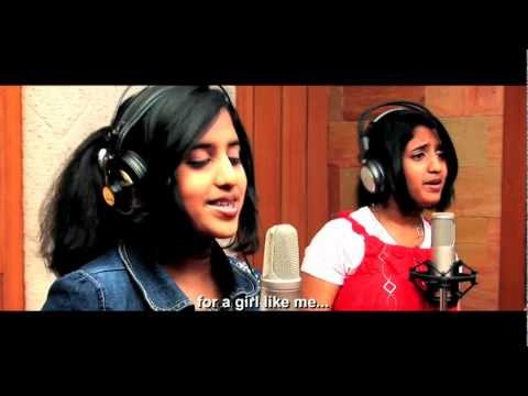 I Walk Away - ஆஈ வௌக ஆவே Music Video Thumbnail in Tamil