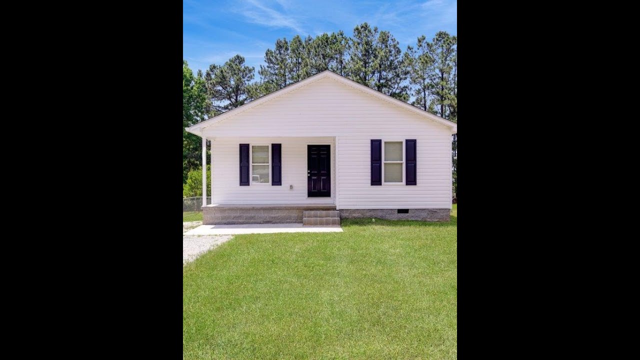 1067 Halifax St., South Hill, VA 23970