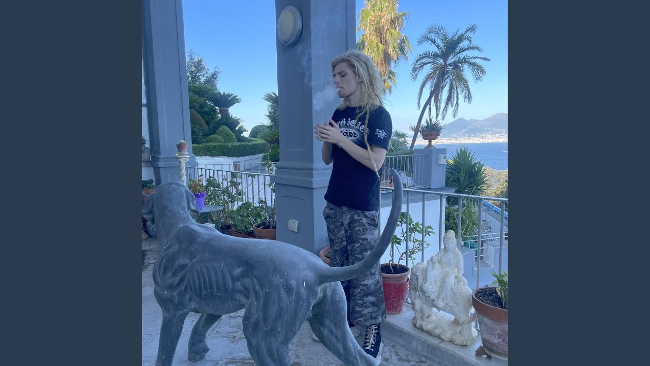 FREESTYLE IN ITALY GETTING HIGH