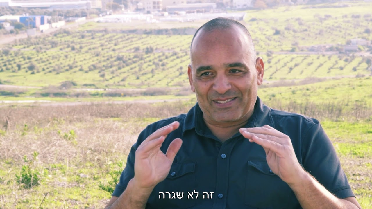 כאן גולני לוחם - כחול וחום
