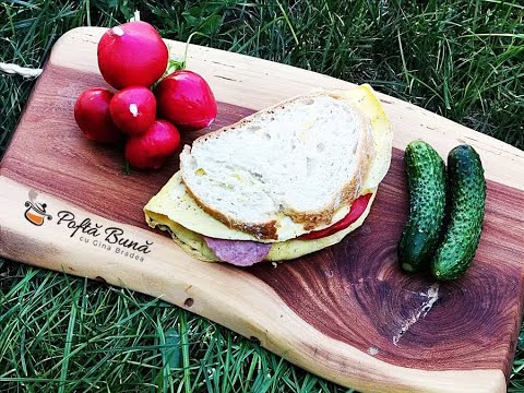 Snack in 5 Minutes! Omelette, Salami, and Cheese Sandwich – The Perfect Treat or Lunchbox Idea! #viral