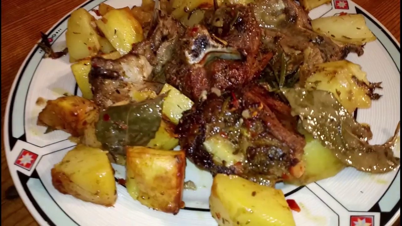 Agnello al forno con patate ricetta tipica calabrese, da ...