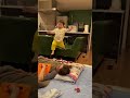 就寝前の母👩VS息子👶笑 #Shorts funny dive💥🤣✨