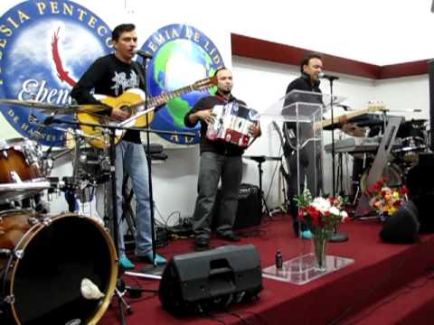 grupo el buen pastor A su nombre gloria.