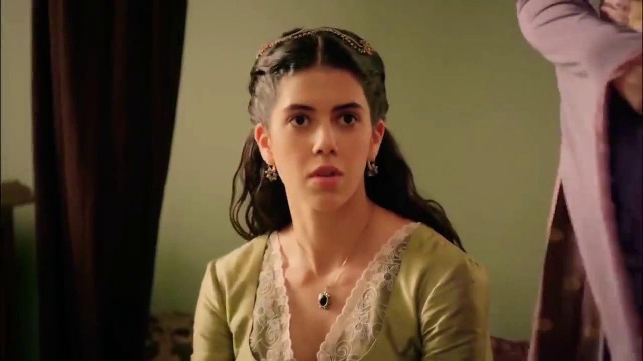 Хюррем поставила Фатьму не место.