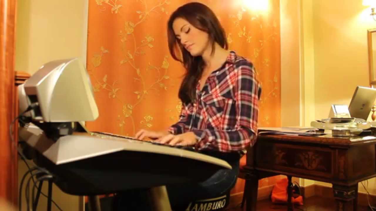 Back to december ( Taylor swift acoustic cover)- Claudia Jay