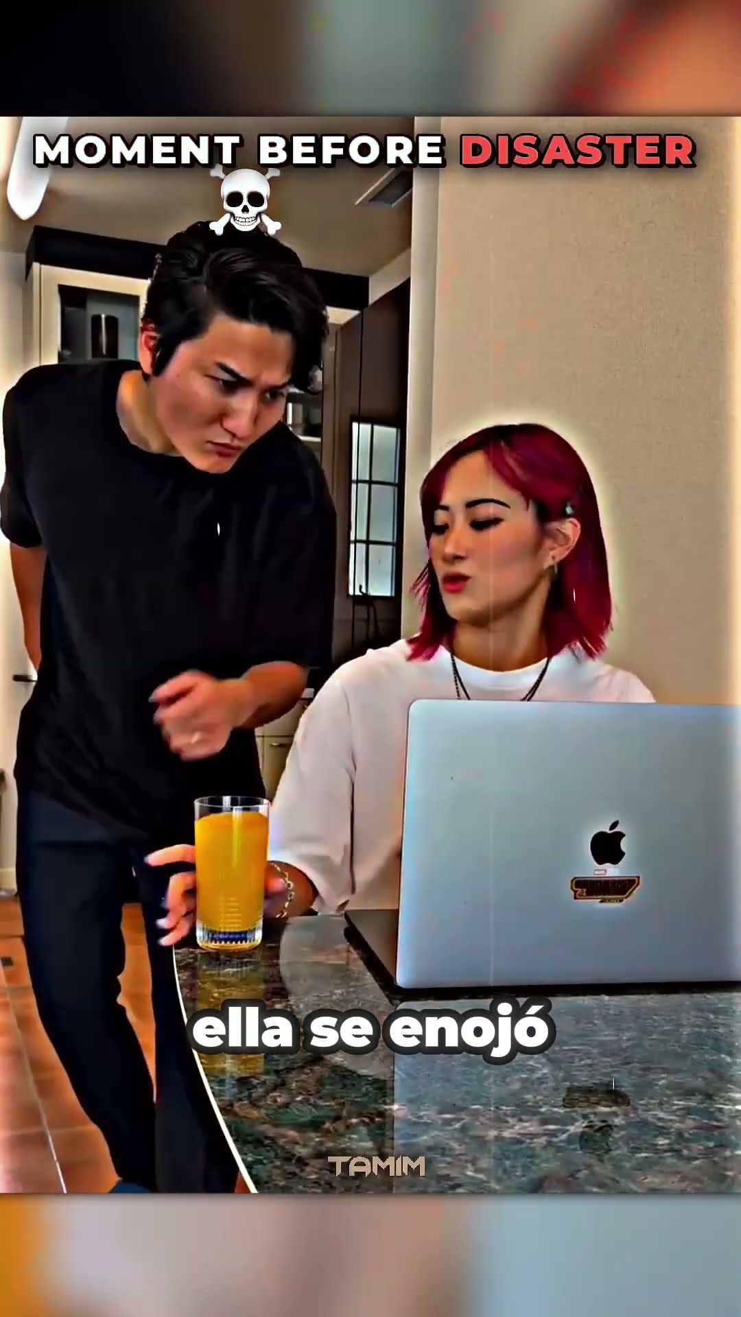 BROMA a su NOVIA?