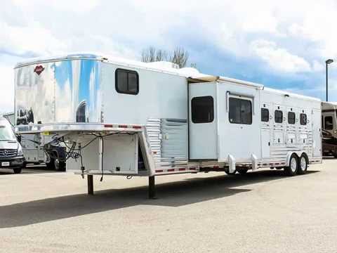 2004 hart 4 horse living quarters trailer transwest truck trailer