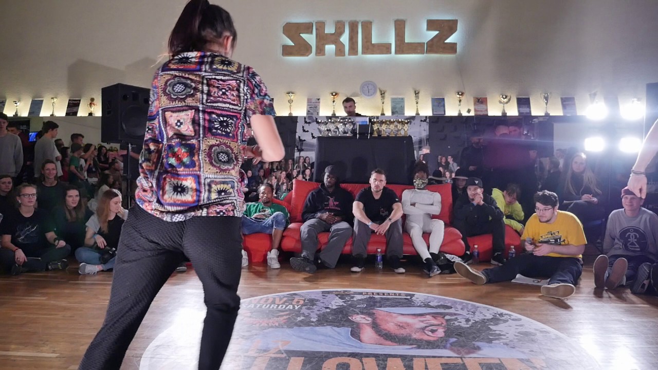 SKILLZ Halloween Jam 2016   house open eight finals    Vaiva vs Emil