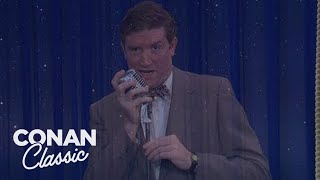 The Ghost Crooner Sings A Thanksgiving Tune | Late Night with Conan O’Brien