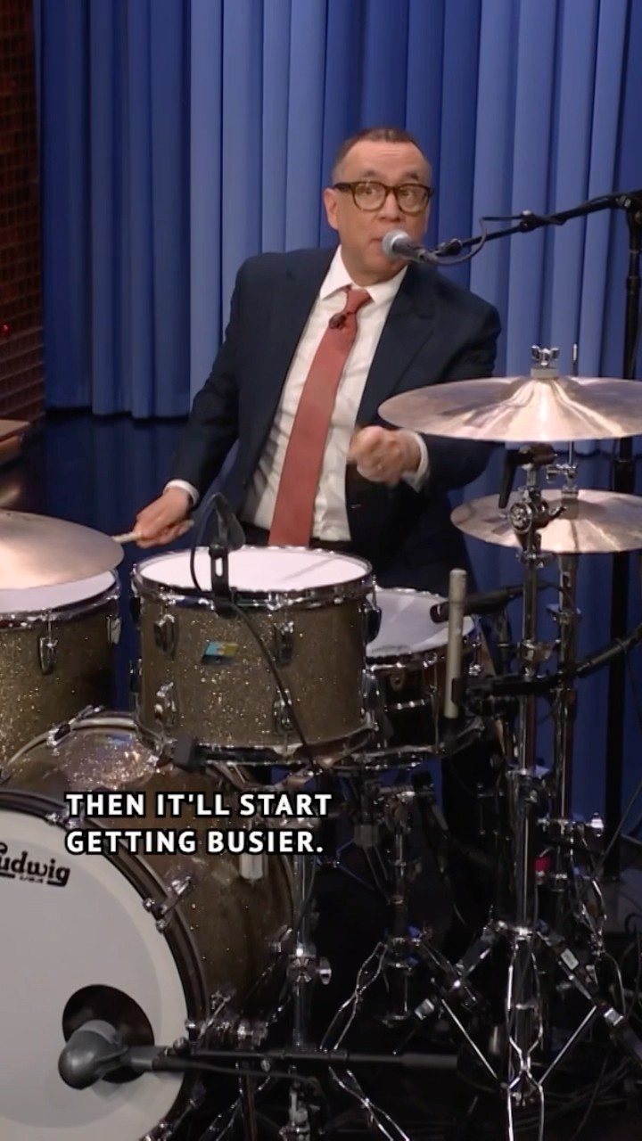 #FredArmisen explains the makings of a great drum solo. #FallonTonight