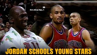 Michael Jordan&#39;s Statement Game against young Grant Hill &amp; Allan Houston (53 points in 38 minutes)
