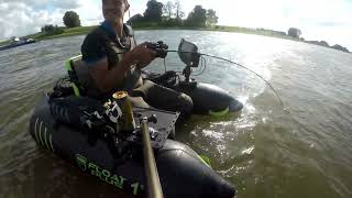 catfish on the river with the floatplus 1