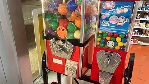 Bubble gum machine claw machine vending machine on the run episode 2