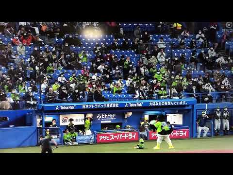 惜しい！！つば九郎空中くるりんぱ成功ならず→青木キレる！？