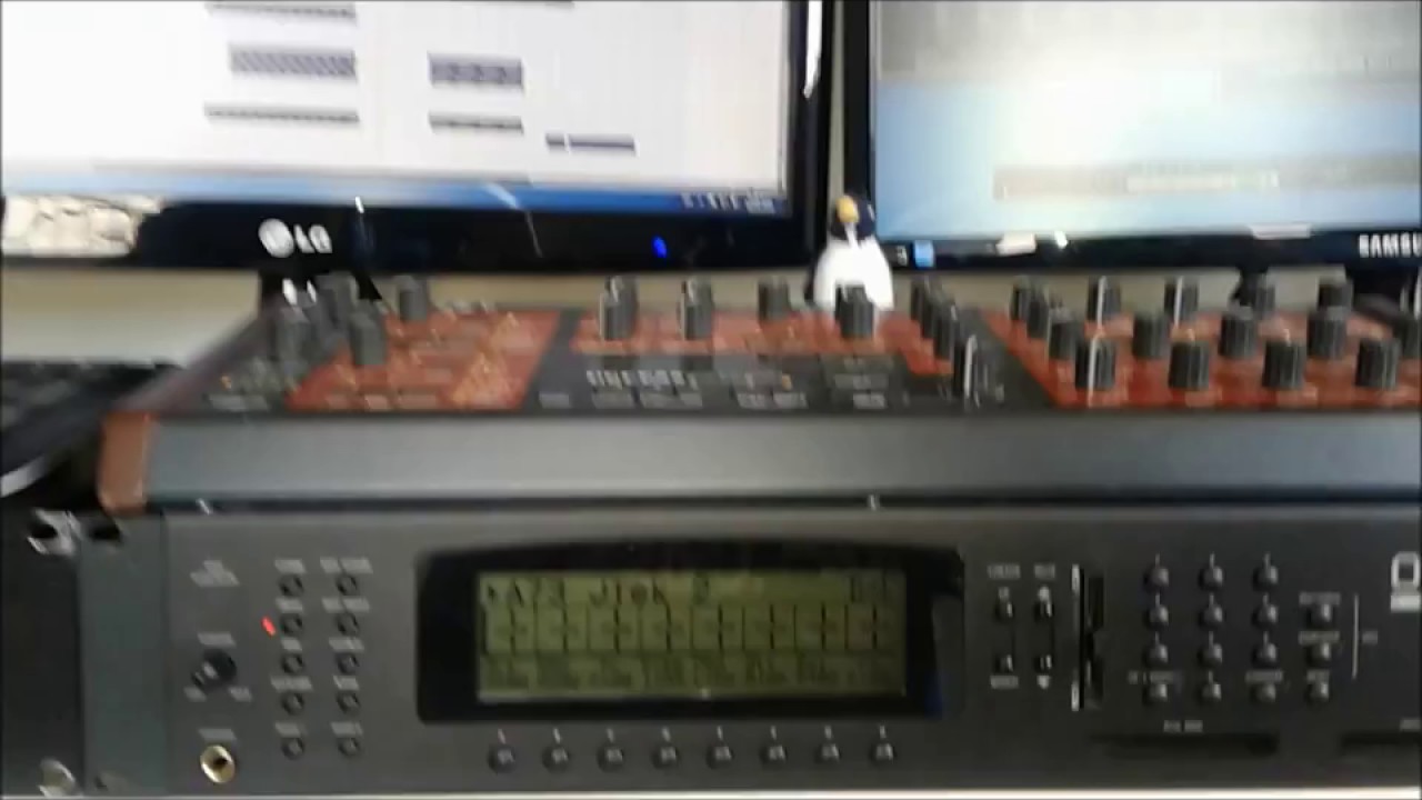 Jungle Techno! Worldwide Epidemic - Korg 01 Waveshaping, Tek Stabs.