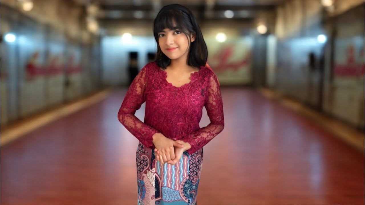 Pertama Kali Pakai Baju Kebaya‼️Kelas Modeling Baju Tradisional
