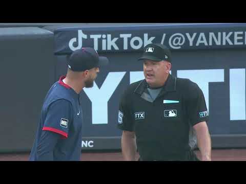 Ejection 170 - Jeff Nelson Ejects Rocco Baldelli After Ball Four Call on Tyler Duffey's Final Pitch