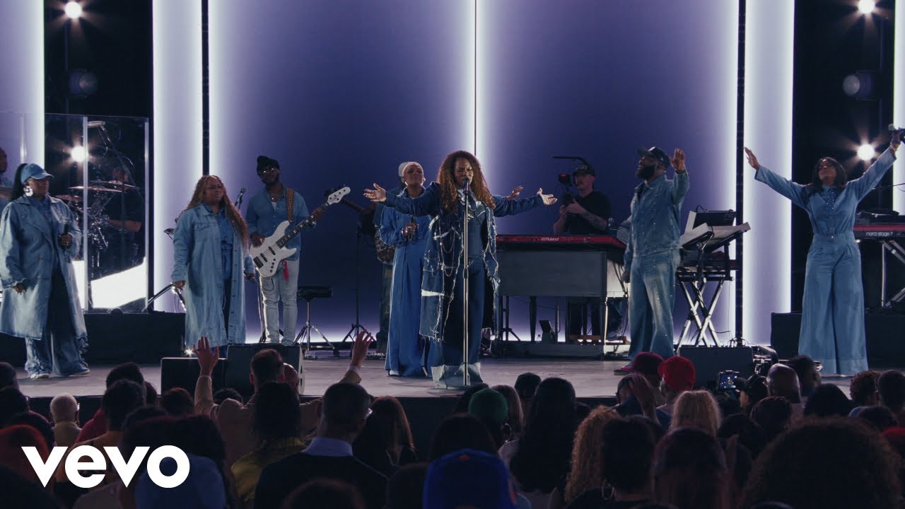 Tasha Cobbs Leonard - One Word + Reprise ft. Travis Greene & Todd Galberth (Official Live Video)