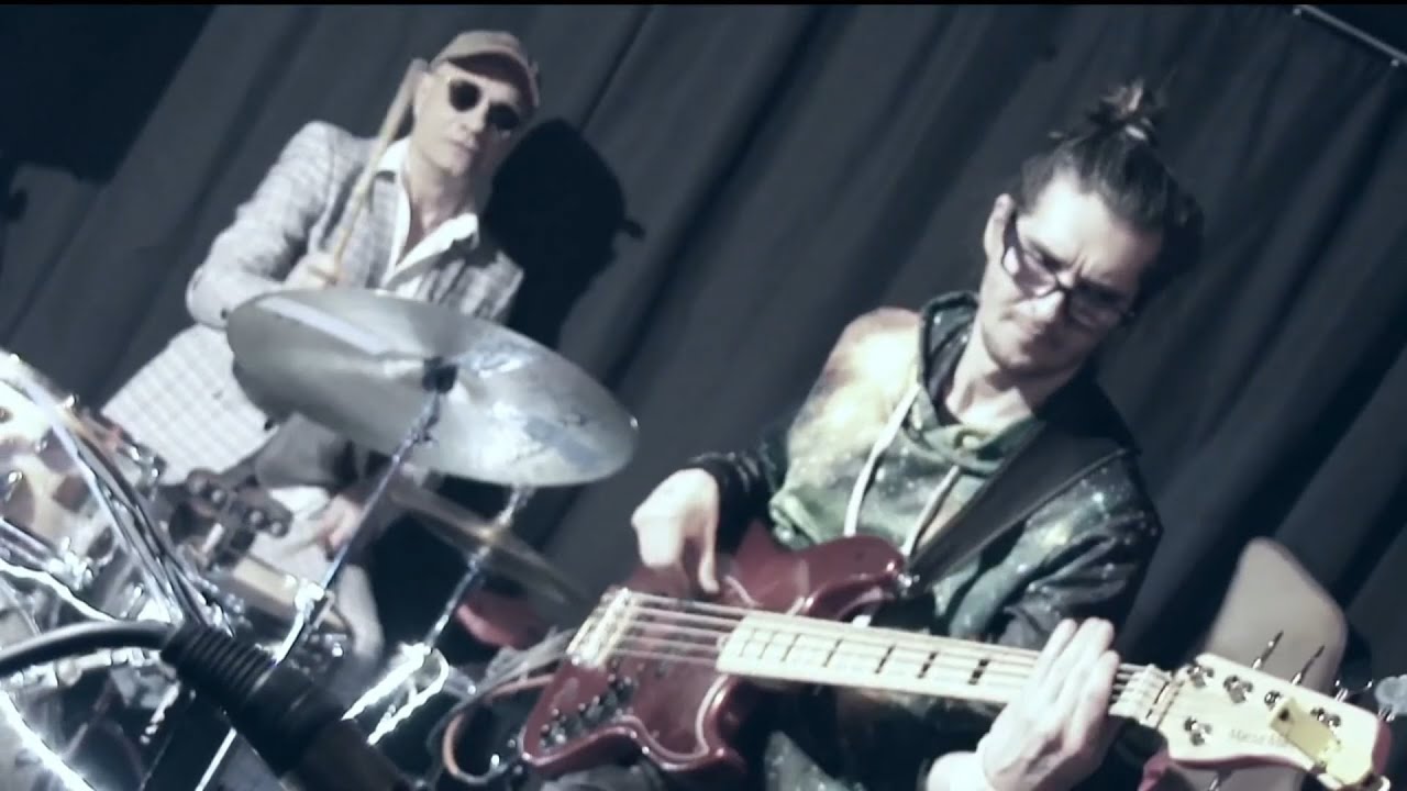 Big Shit Posse - Religions (Live at Watt - February 2, 2020) [Official Video]