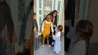 الدكتوره آيه ضربت البنات ابرة وطردوها 😂🔥 screenshot 1