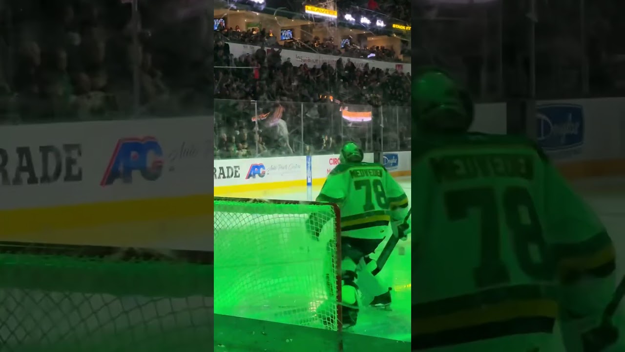 London Knights vs Sudbury Wolves: Sudbury _olves