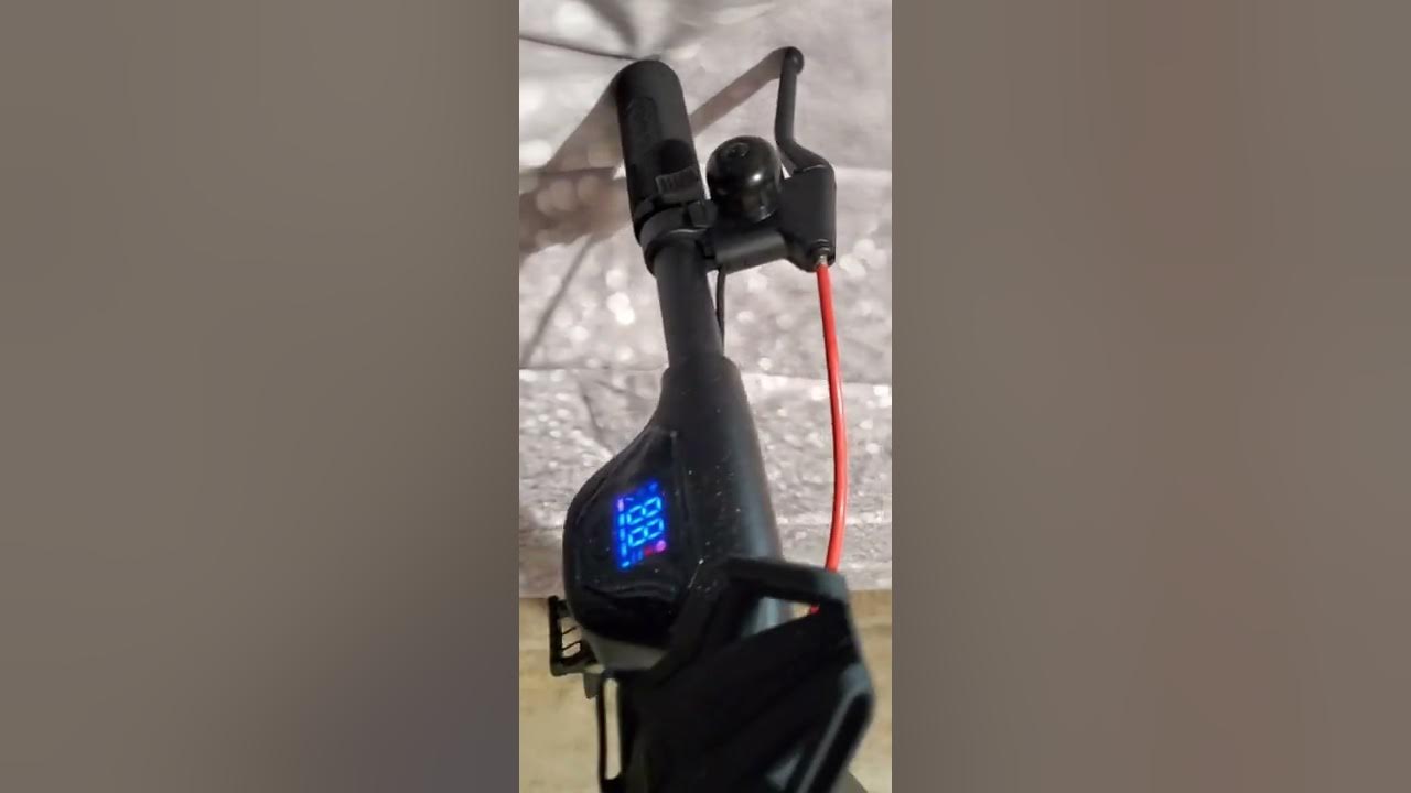 FIAT 500 U2 8.5" WHEEL FOLDABLE SCOOTER - YouTube