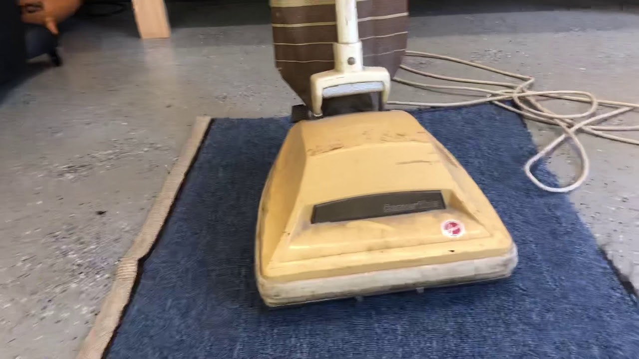 Got yet another vacuum 1970s Hoover convertible YouTube