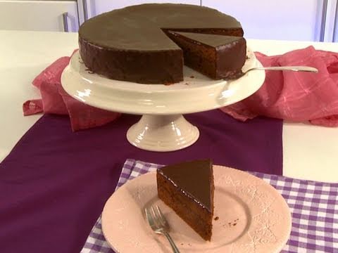 Video: Hoe Om 'n Klassieke Sachertorte Te Maak