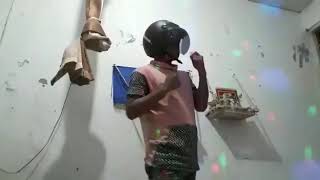 JOGET LUCU ANAK KOS sampai ban motor juga di pegang buat goyang