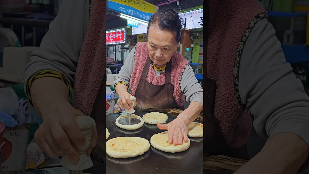 Looking for someone to learn the 50-year-old Hotteok recipe!